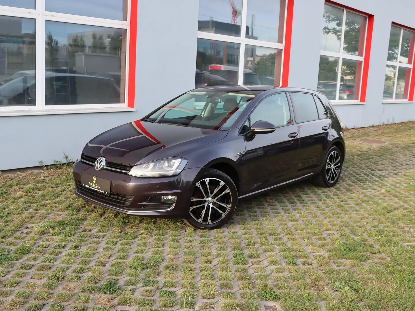 Volkswagen Golf Lounge | LED | Lenkrad Heizung | Tempomat | Grau - 2