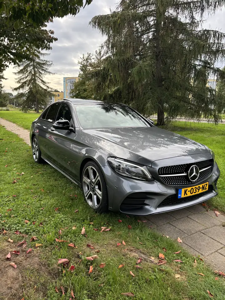 Mercedes-Benz C 180
