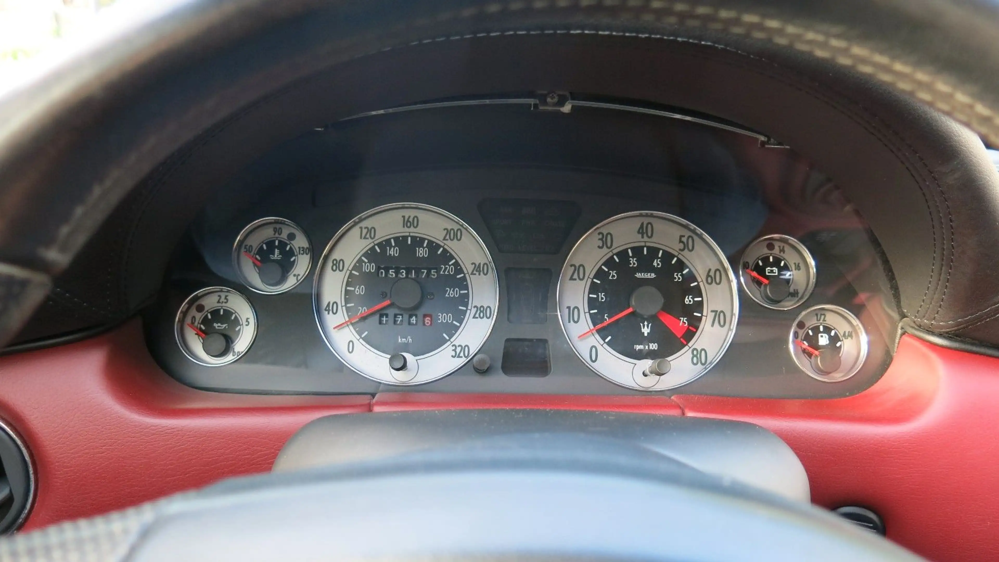 Maserati 4200 GT — photo 8