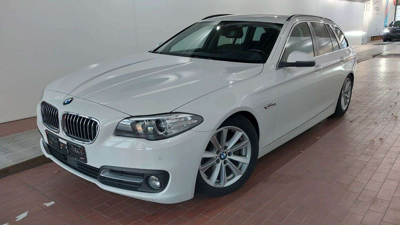 Second hand Bmw 5 Series 520d