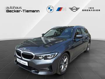 d xDrive Touring 17" / DrivAss / ParkAss / DAB / C