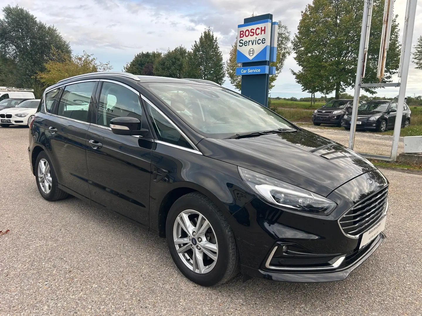 Ford S-Max Titanium, TOP Zustand, TOP Ausstattung, AHK,... Schwarz - 2