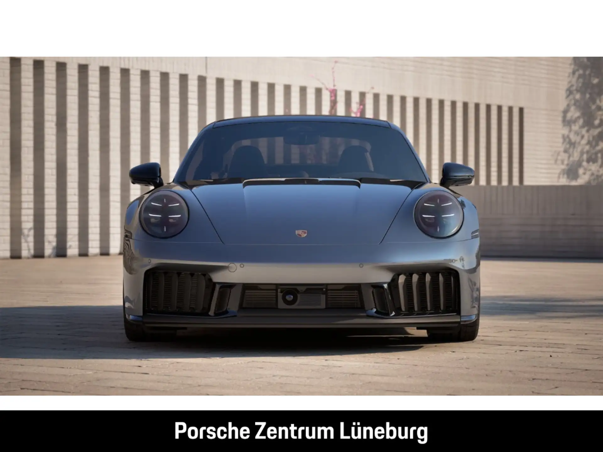 포르쉐 911 Carrera 4 GTS Coupe 2026 회색 사진 8