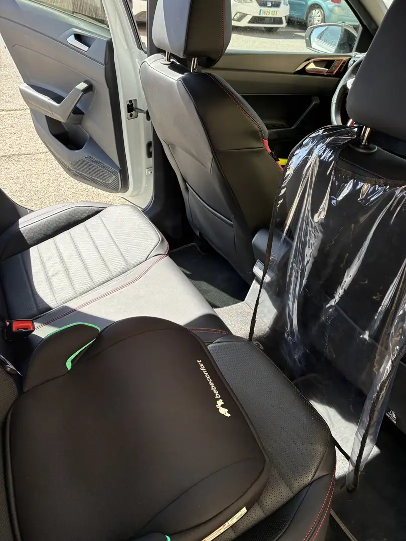 Volkswagen Polo GTI 2.0 TSI DSG - 2