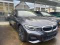 BMW 320 3 Limousine 320 d xDrive M Sport Grijs - thumbnail 3