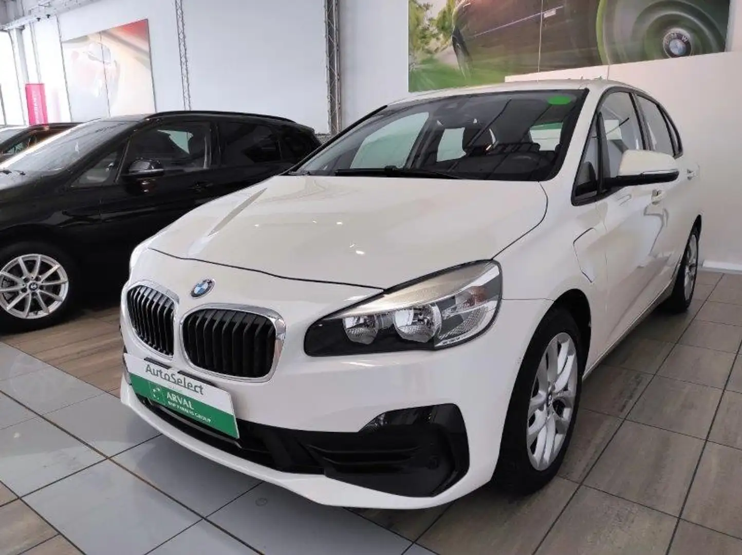 BMW 225 - 225xe Active Tourer iPerformance Business aut. Blanc - 2