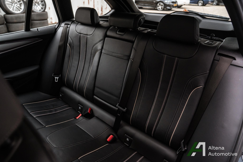 BMW 520 5-serie Touring 520i High Executive M-sport, panor — photo 11
