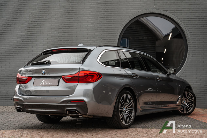 BMW 520 5-serie Touring 520i High Executive M-sport, panor — photo 2