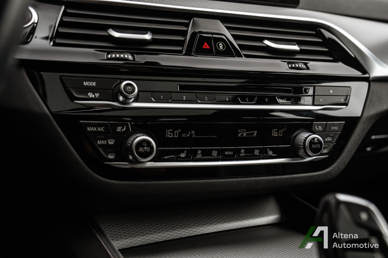 BMW 520 5-serie Touring 520i High Executive M-sport, panor — photo 19