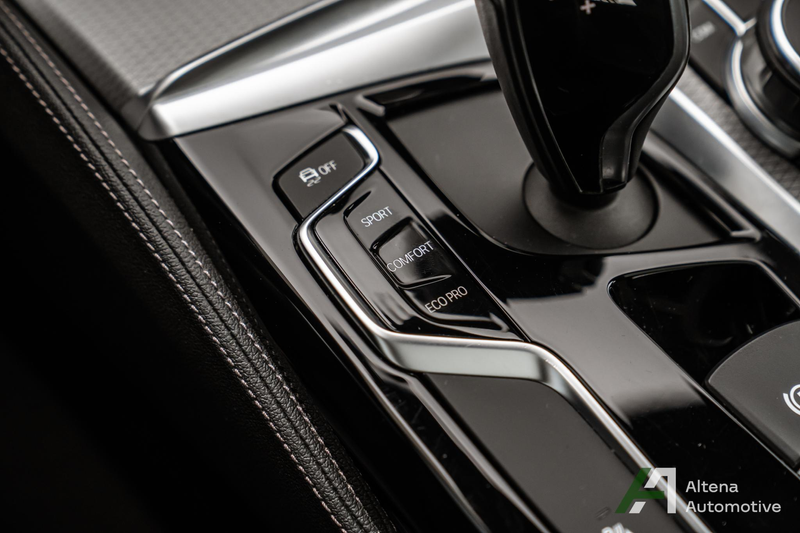BMW 520 5-serie Touring 520i High Executive M-sport, panor — photo 23