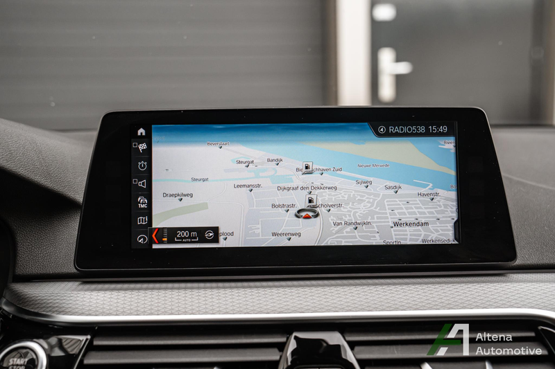 BMW 520 5-serie Touring 520i High Executive M-sport, panor — photo 18