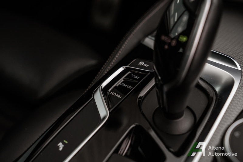 BMW 520 5-serie Touring 520i High Executive M-sport, panor — photo 44