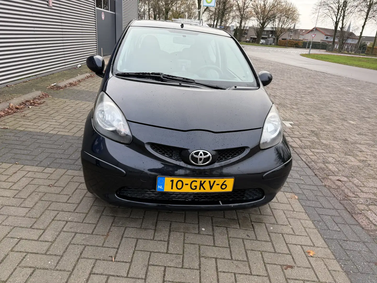 Toyota Aygo 1.0-12V + Zwart - 2