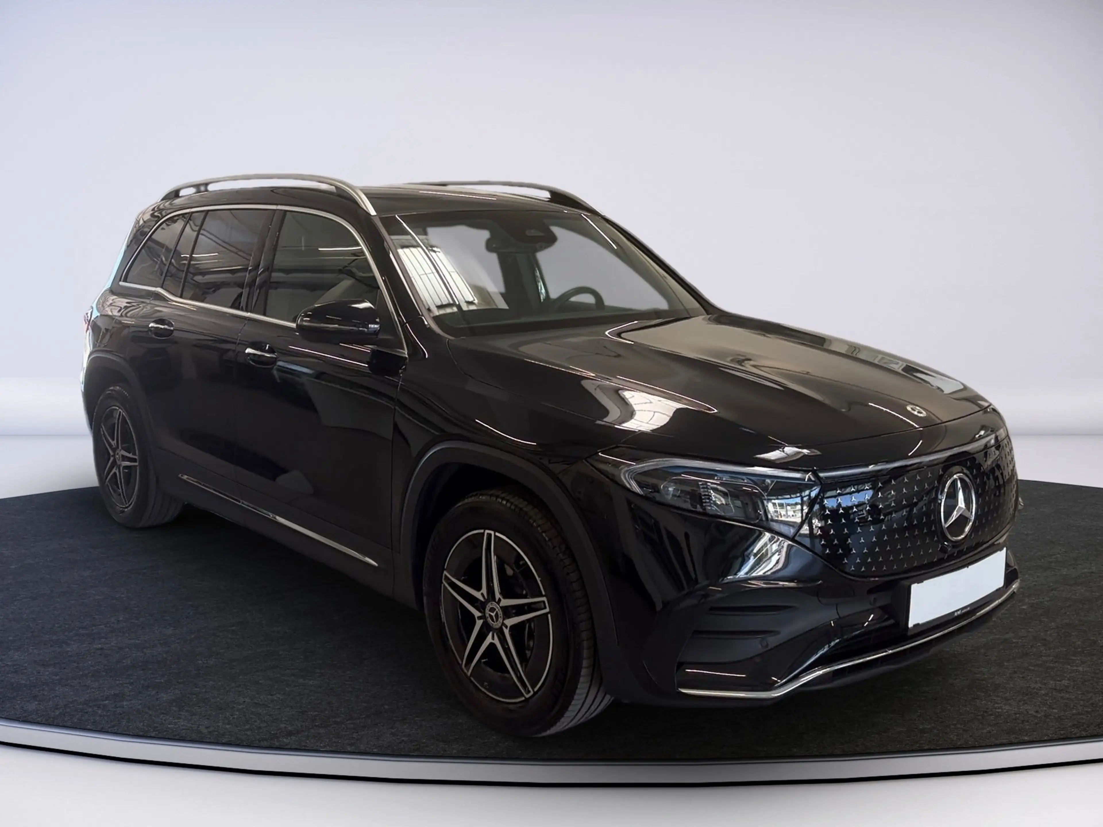 Mercedes-Benz EQB 300 4M AMG LINE THERMOTRONIC 360 GRAD KAM — photo 7