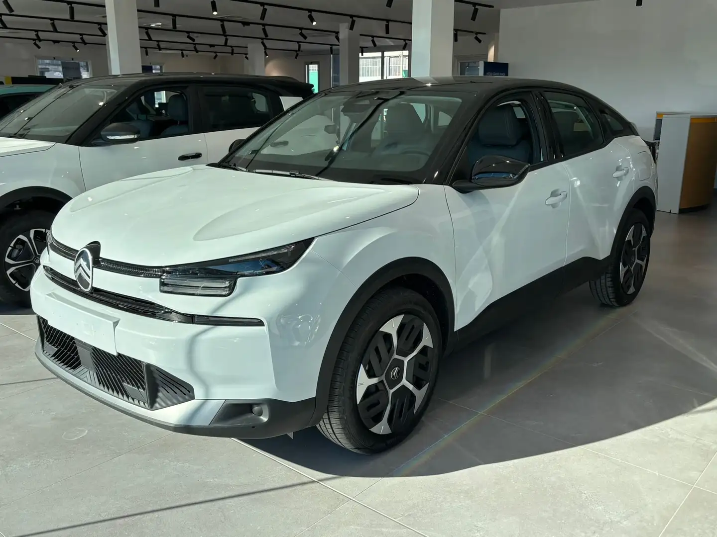 Citroen C4 X C4 X 1.2 puretech Plus s promo freedom Bianco - 1