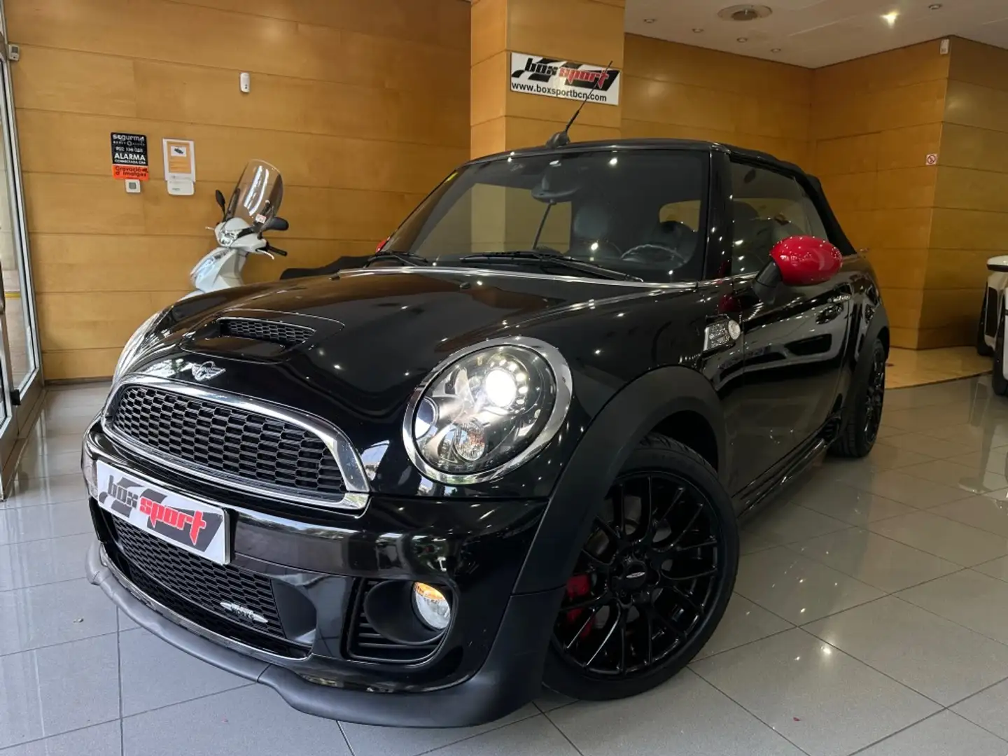 MINI John Cooper Works Cabrio Negro - 2