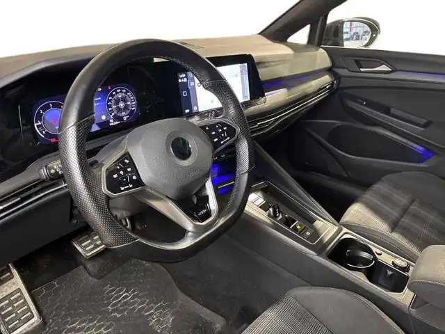Volkswagen Golf view 11