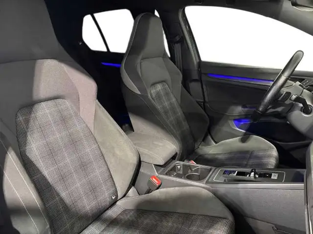 Volkswagen Golf view 16
