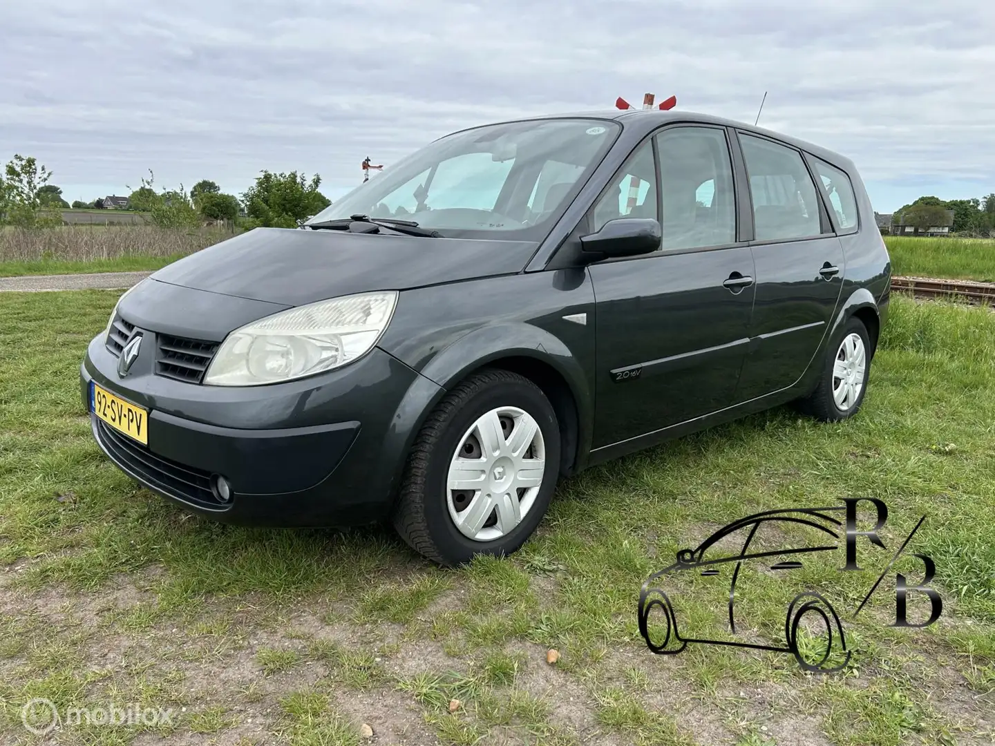 Renault Grand Scenic 2.0-16V Dynamique Comfort 7 PERSOONS AIRCO Сірий - 1