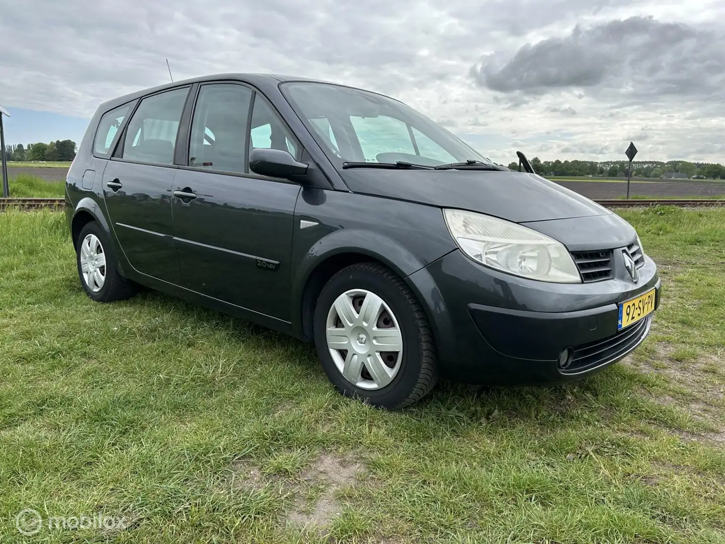 Renault Grand Scenic 2.0-16V Dynamique Comfort 7 PERSOONS AIRCO Сірий - 2