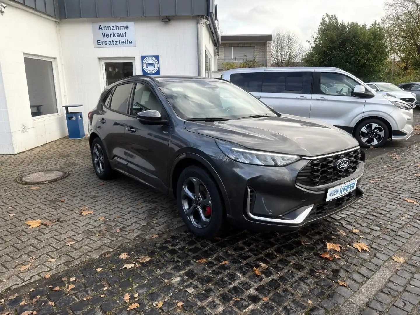 Ford Kuga ST-Line X Autom. 360° Kam. WP. El. Sitz. Grijs - 1