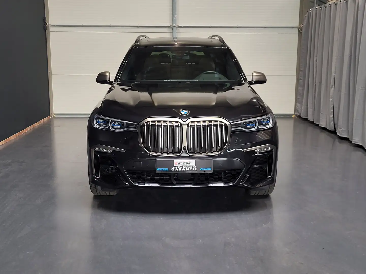 BMW X7 M50d *TOP Ausstattung| 7-Sitze* Fekete - 2