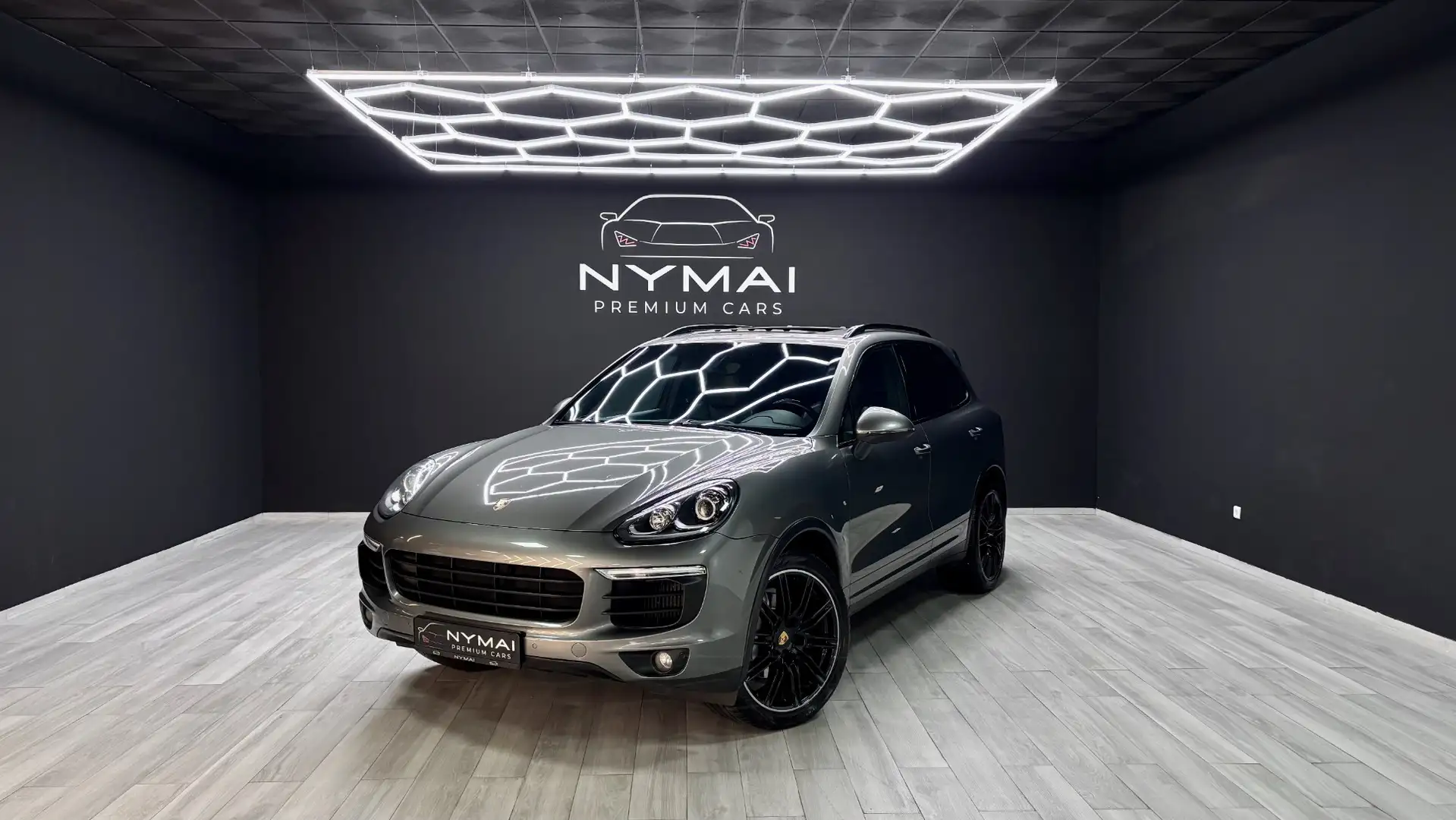 Porsche Cayenne Diesel Aut. Gris - 1