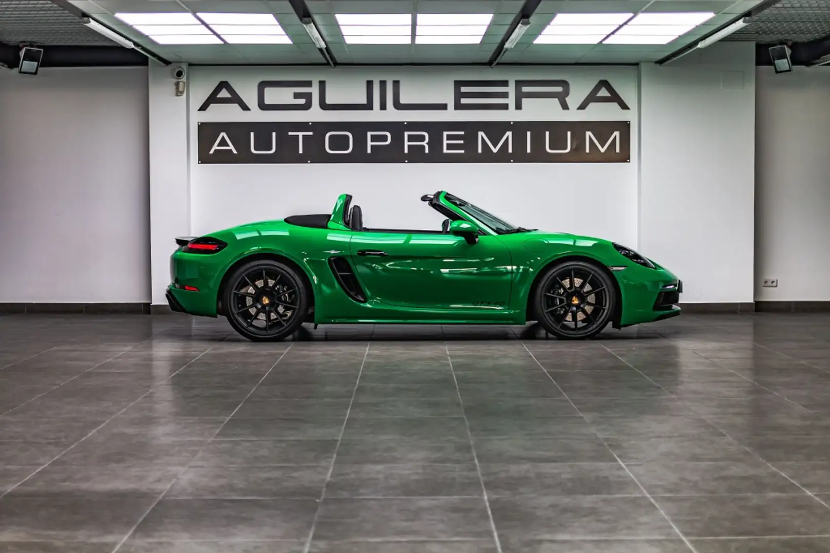 Porsche Boxster GTS 4.0 Grün - 2