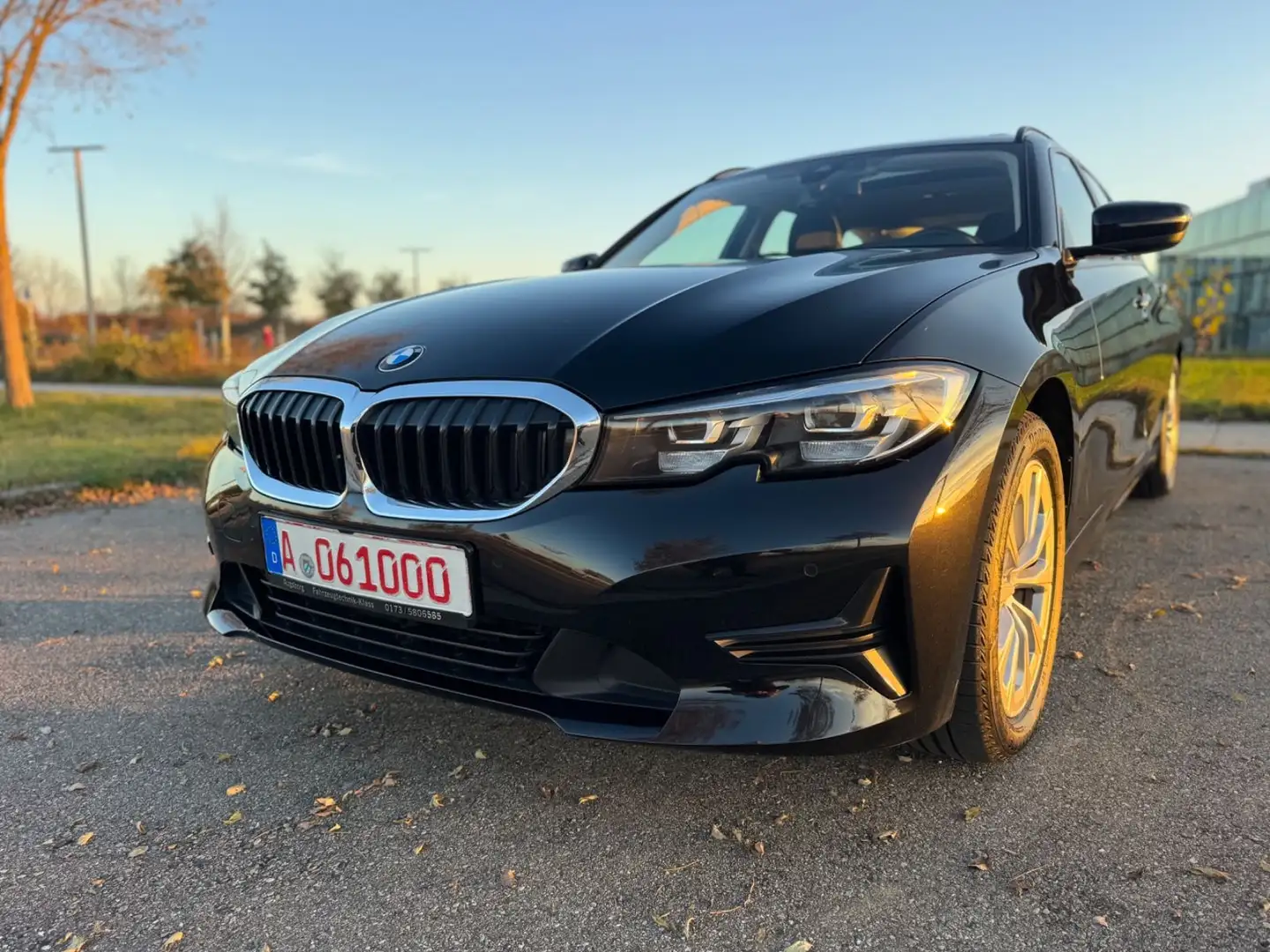 BMW 318 3 Touring 318 d Panorama SHZ Noir - 2