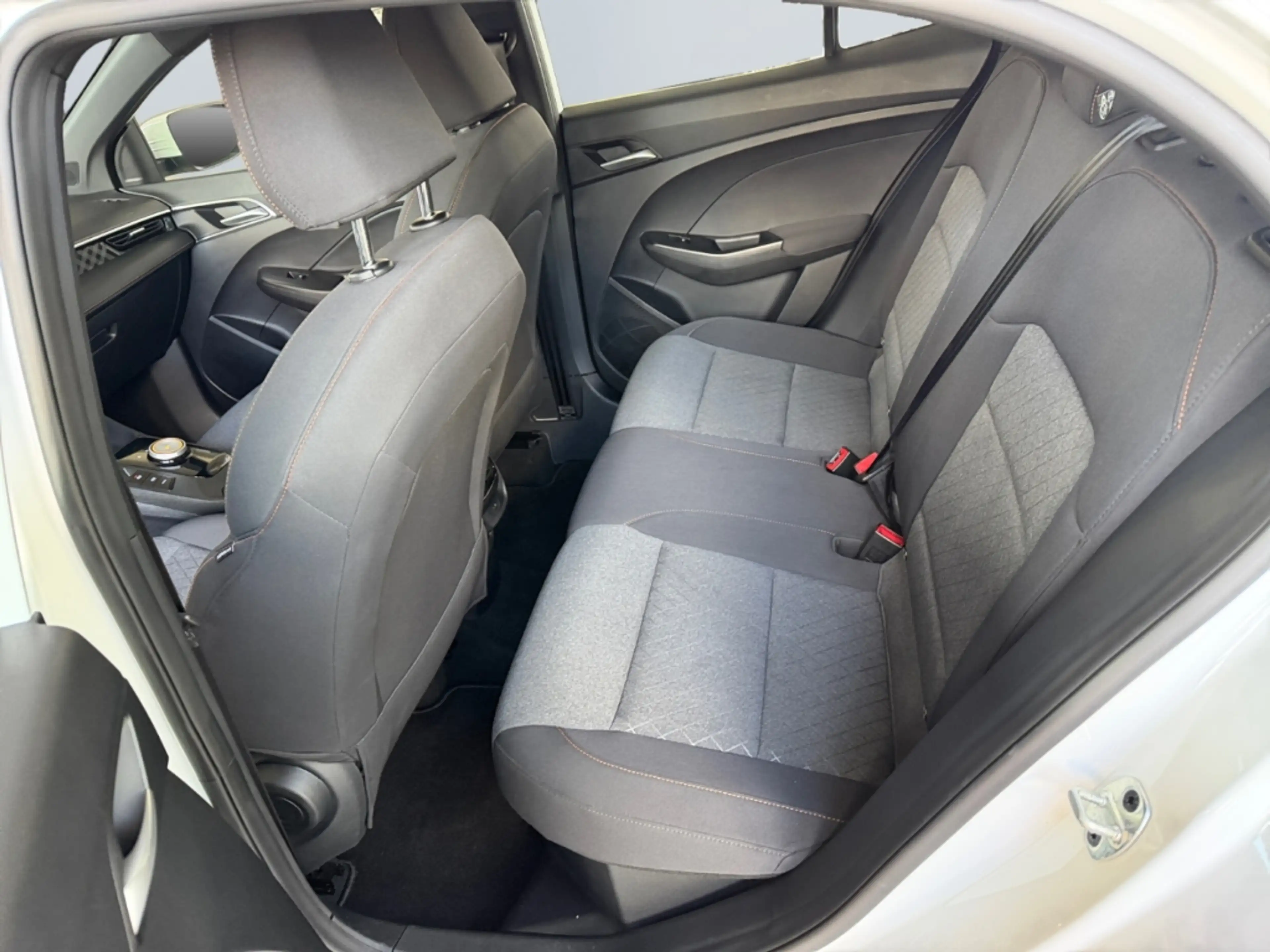 MG MG3 1.5 Hybrid+ Comfort *ACC*Kamera*CarPlay*PDC* — photo 15