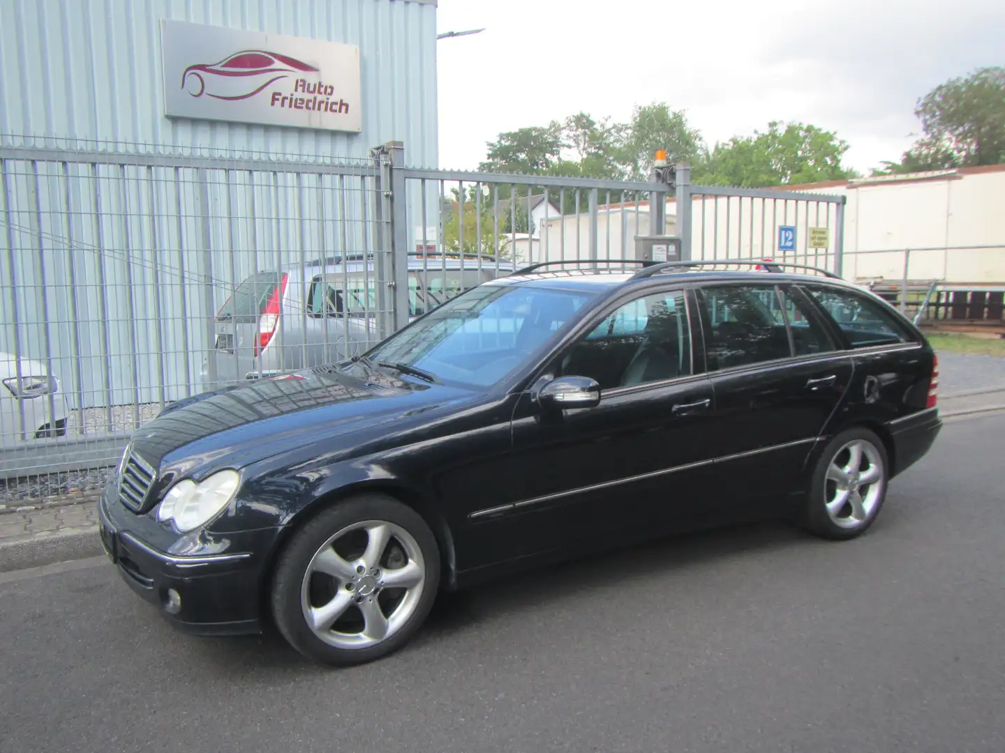 Mercedes-Benz C 200 C 200 T CDI (LA)(203.207) Zwart - 1