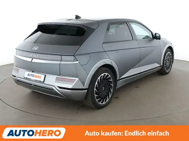 Hyundai Ioniq 5 view 6