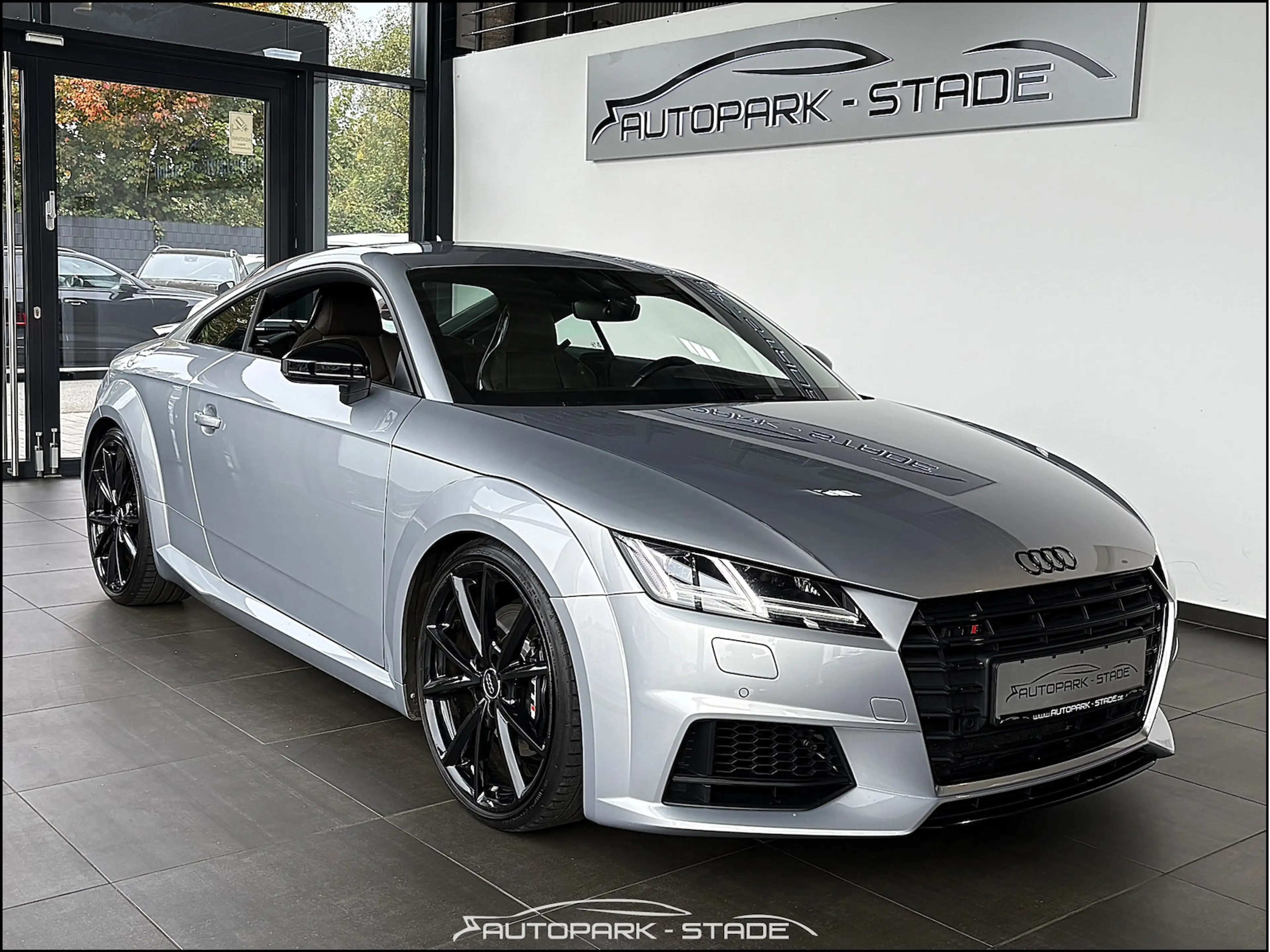 Audi TTS Coupe 2.0 TFSI quattro — photo 6
