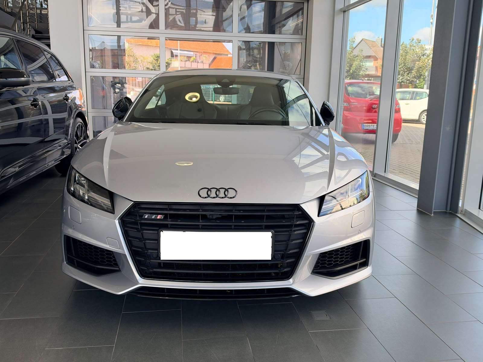Audi TTS