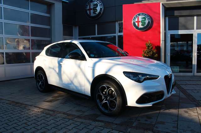 Alfa Romeo Stelvio Veloce Q4 Matrix -LED