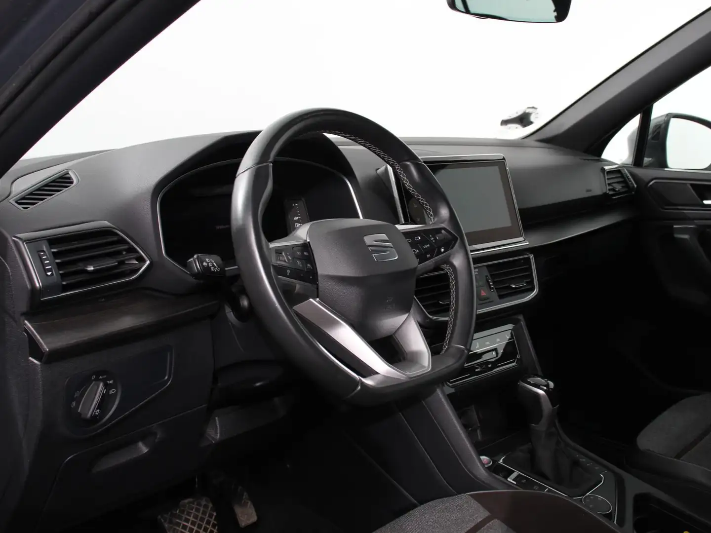 SEAT Tarraco 1.4 TSI 245pk e-Hybrid Automaat PHEV Xcellence Nav Gris - 2