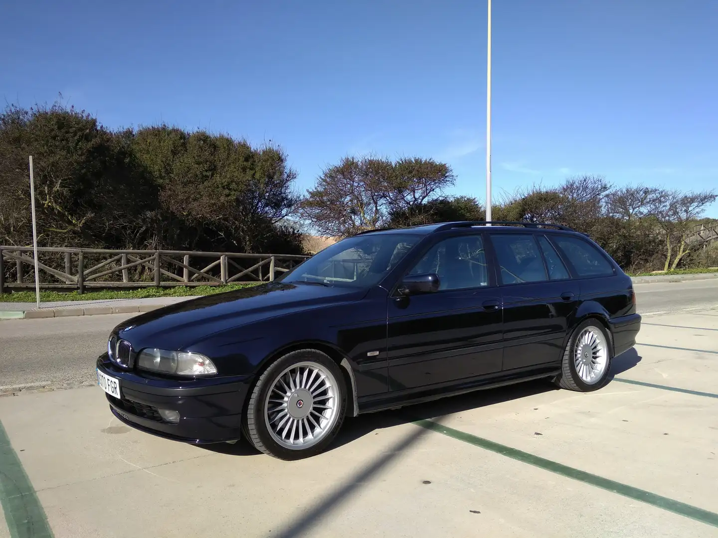 Alpina B10 V8 TOURING Blau - 1