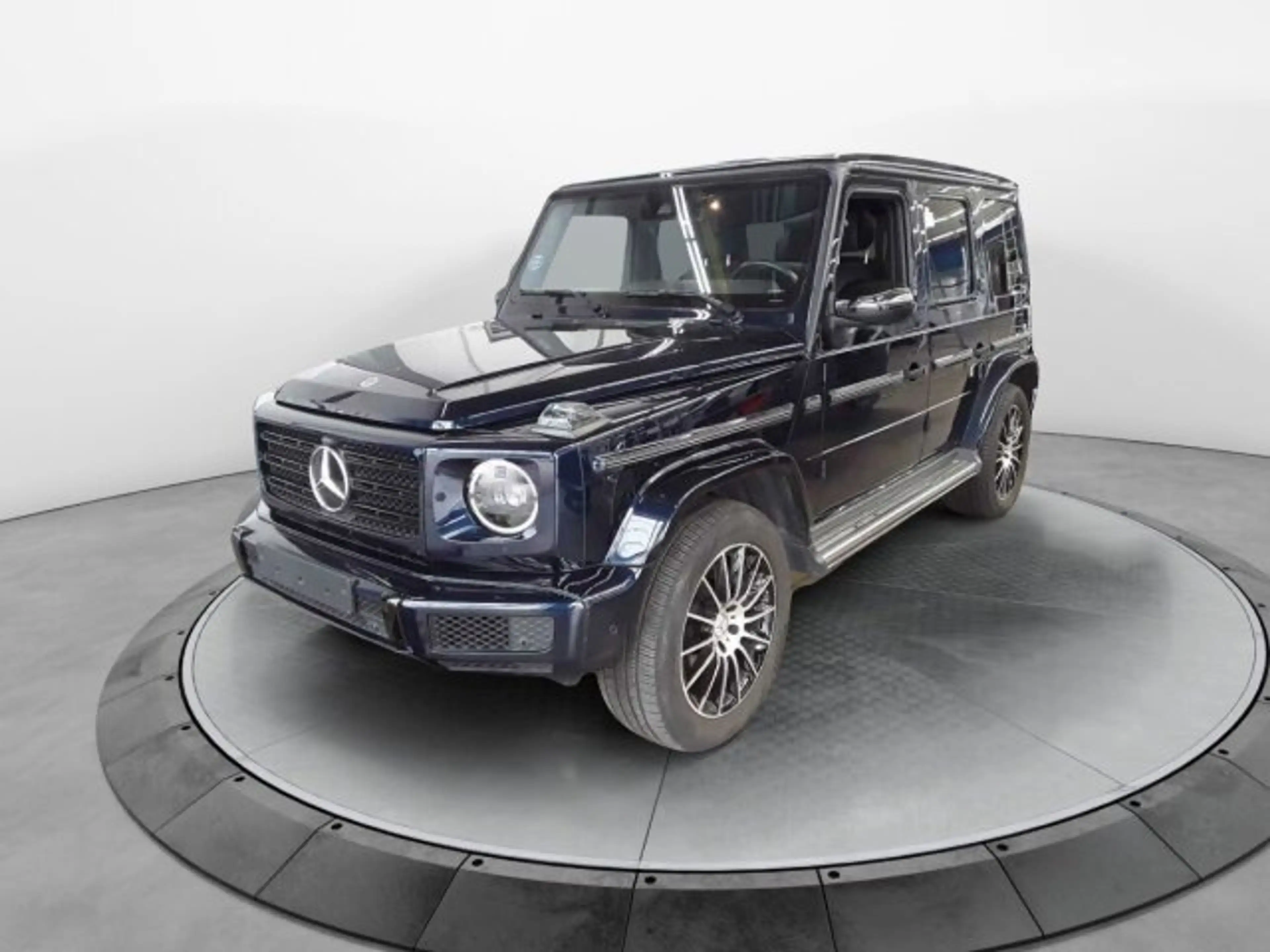 Mercedes-Benz G 400 d AMG Burme DISTRO Massage AHK Standhz GSD — photo 14