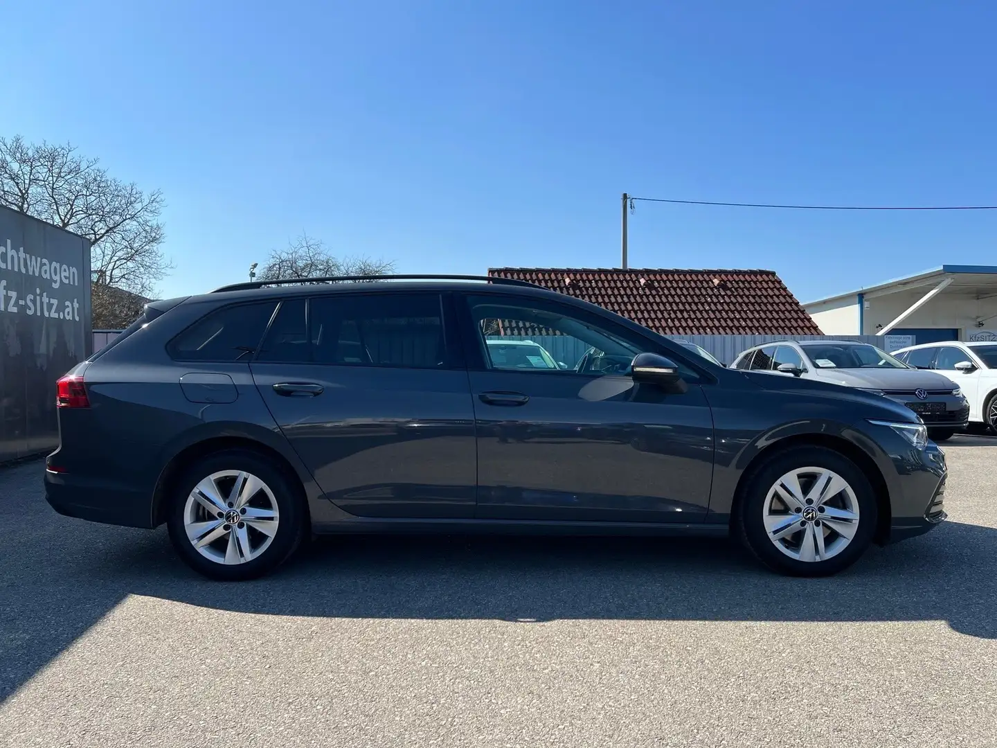 Volkswagen Golf Variant 2,0 TDI Life DSG| AHK Grau - 2