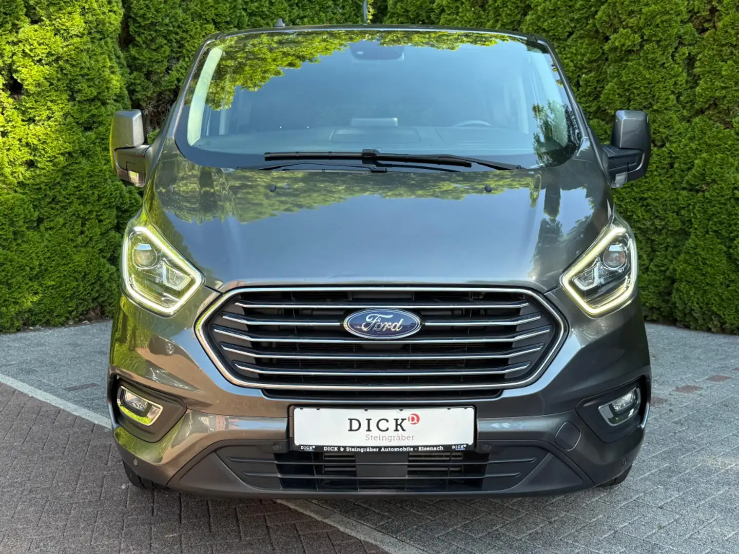 Ford Tourneo Custom 320 Aut. L2 BI-XEN+SHZ+CARPLAY+8S Grijs - 2