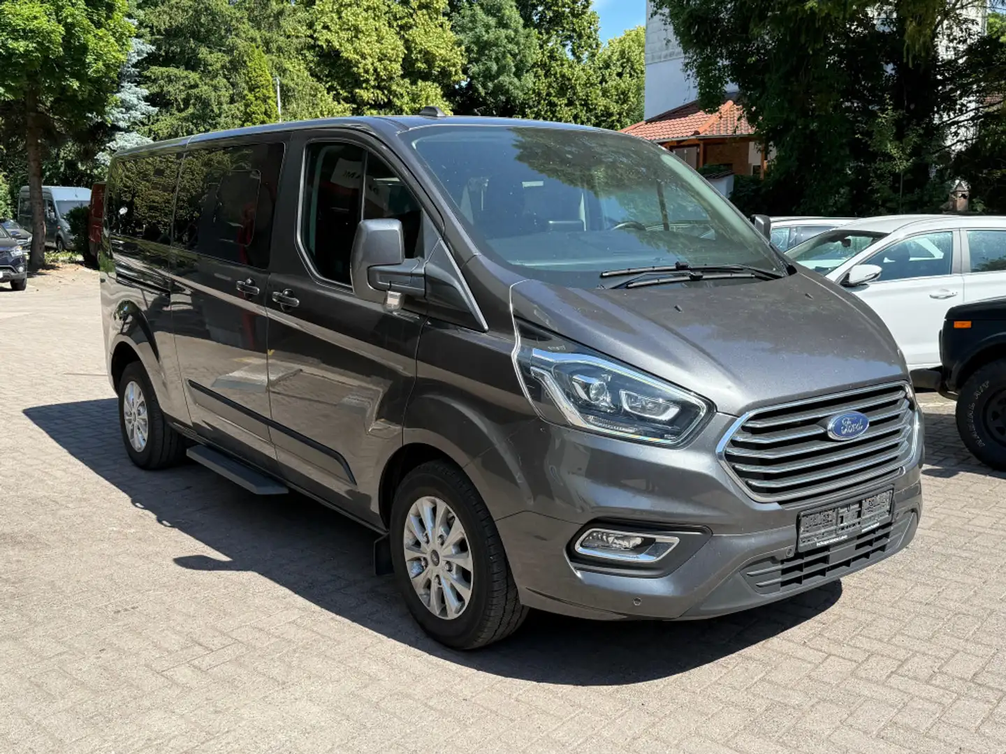 Ford Tourneo Custom 320 Aut. L2 BI-XEN+SHZ+CARPLAY+8S Grigio - 1