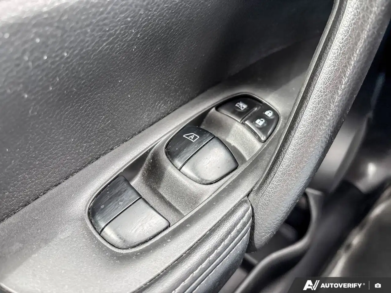 Nissan Qashqai снимка Nissan Qashqai