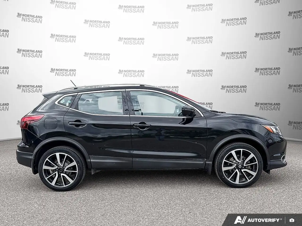 Nissan Qashqai снимка Nissan Qashqai