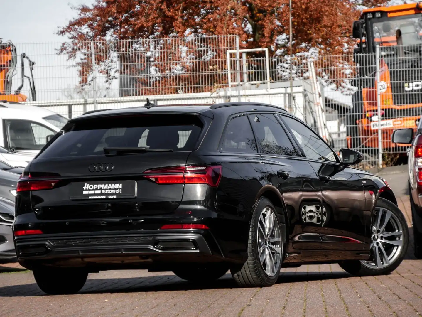 Audi A6 40 2.0 TDI S-LIne B&O Optikpaket Schwar Schwarz - 2