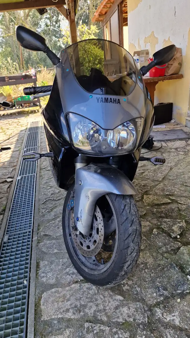 Yamaha YZF 1000 Zwart - 2