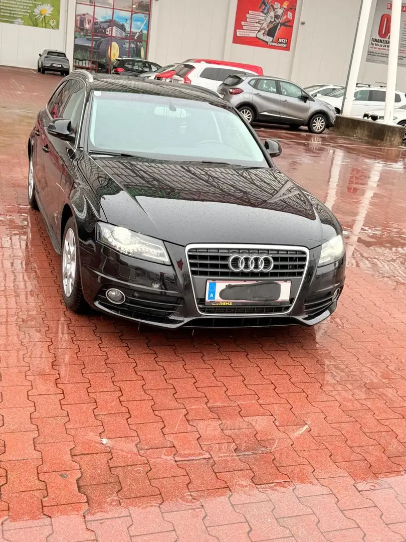 Audi A4 Avant 2,0 TDI DPF Schwarz - 2