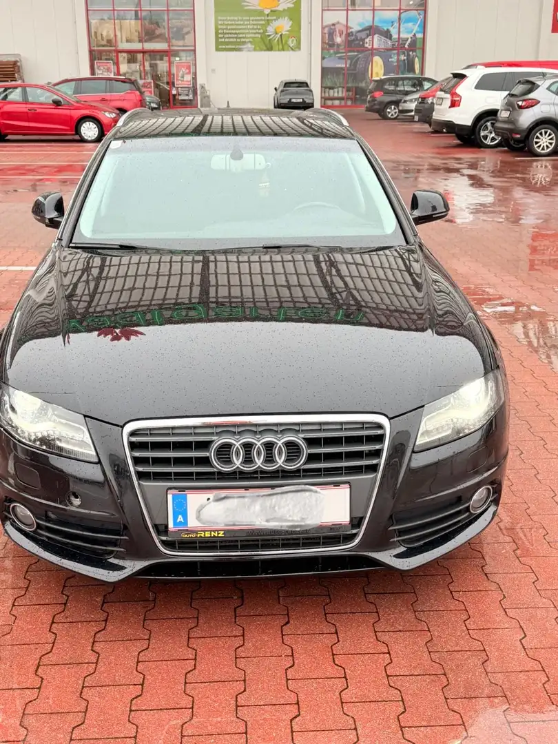Audi A4 Avant 2,0 TDI DPF Schwarz - 1