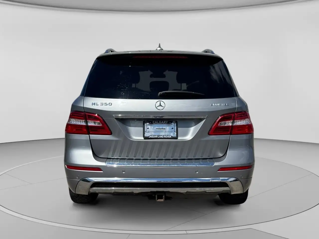 Mercedes-Benz M-Class снимка Mercedes-Benz M-Class