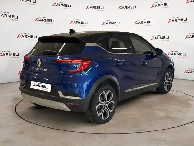 Renault Captur view 4