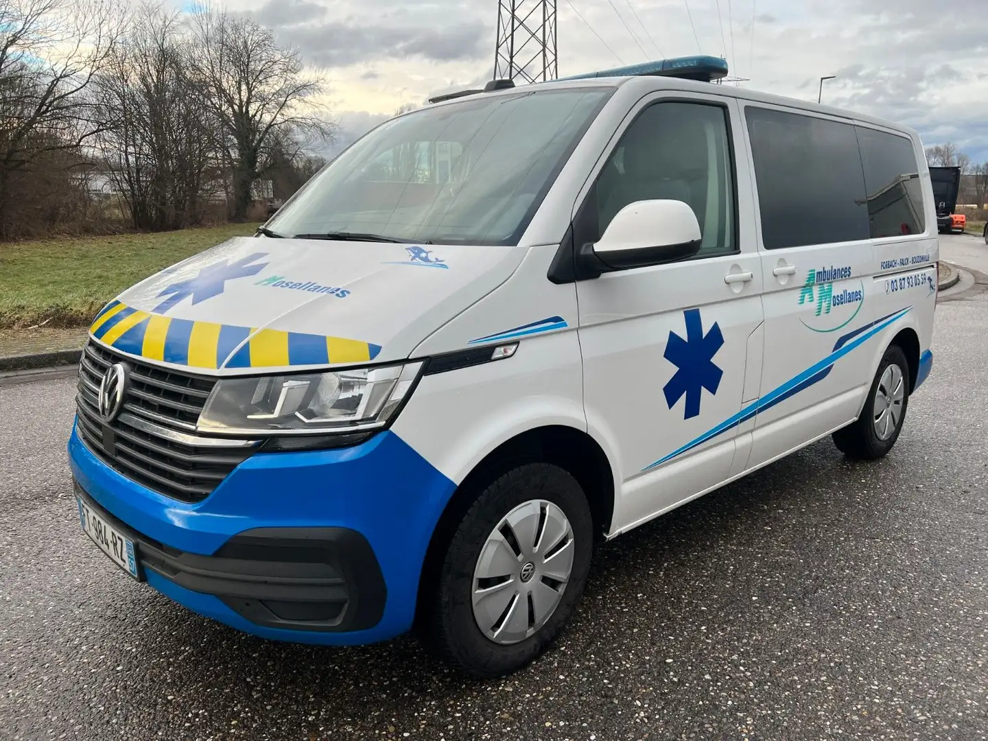 Volkswagen T6.1 *Facelift* Ambulance *Top* Weiß - 1